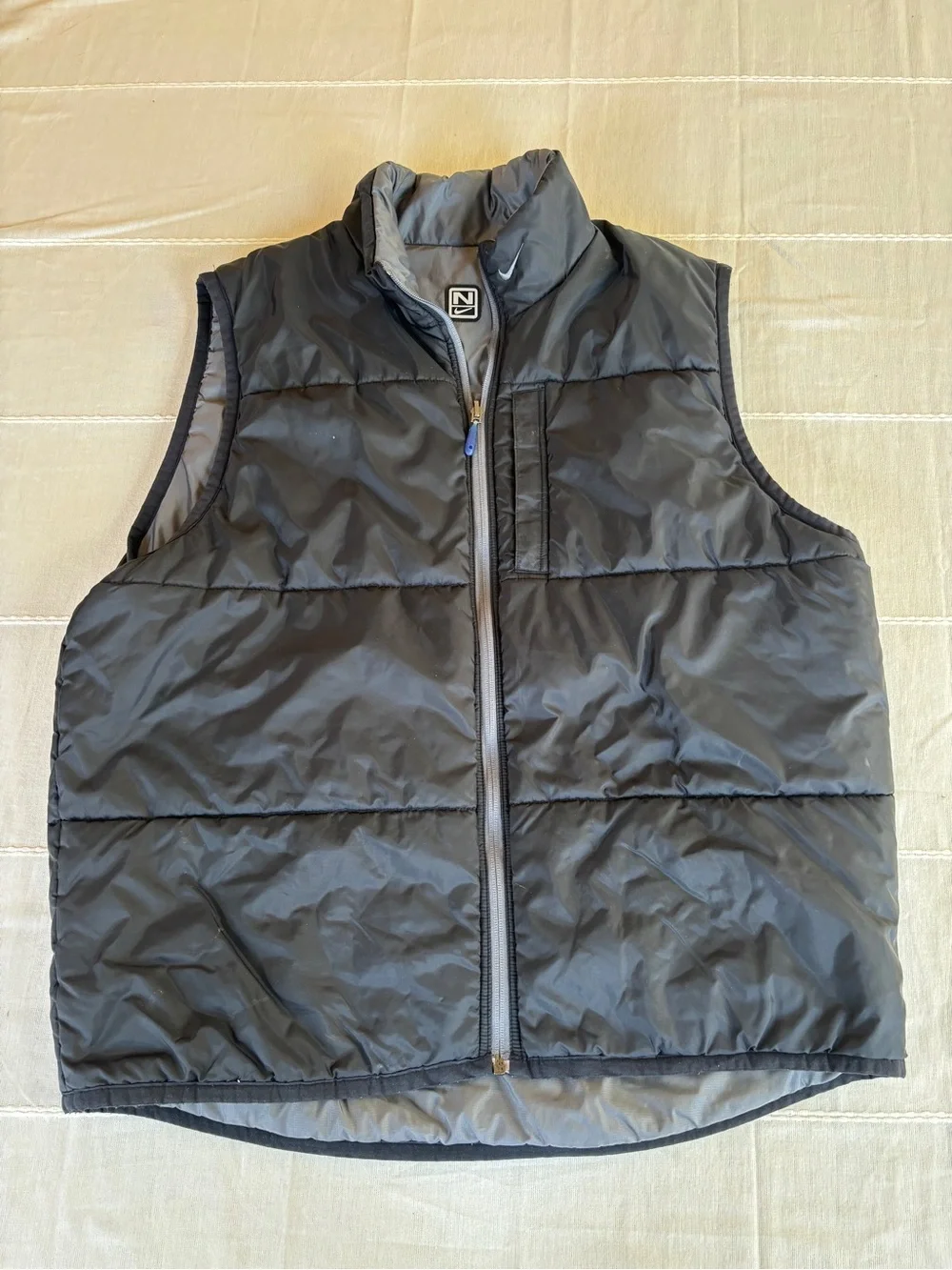 Vintage 90s Nike Reversible Puffer Vest Black/Grey Men’s Large